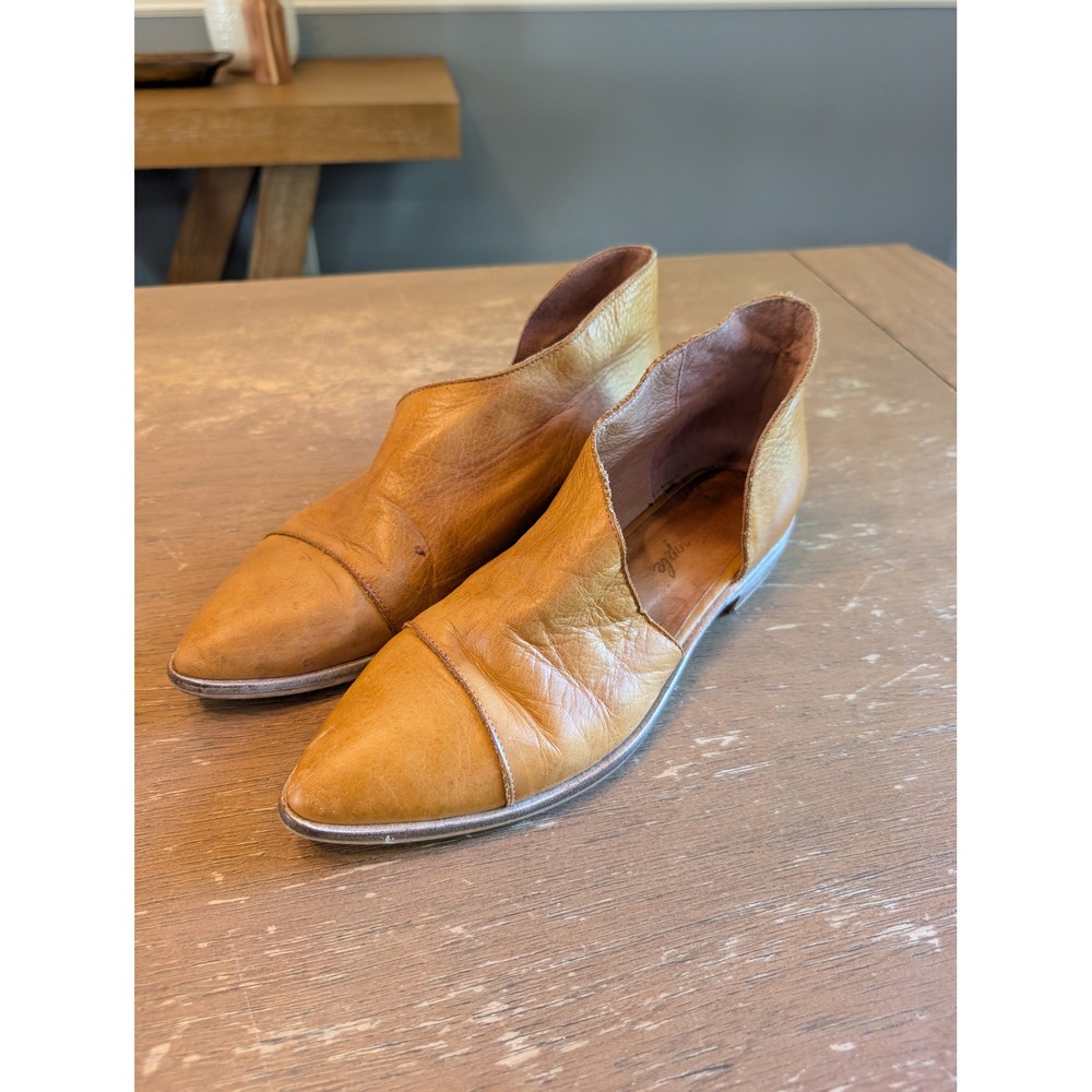 Free People Royale Flat Honey Tan Leather Pointed Toe D'Orsay Shoes Size 39
